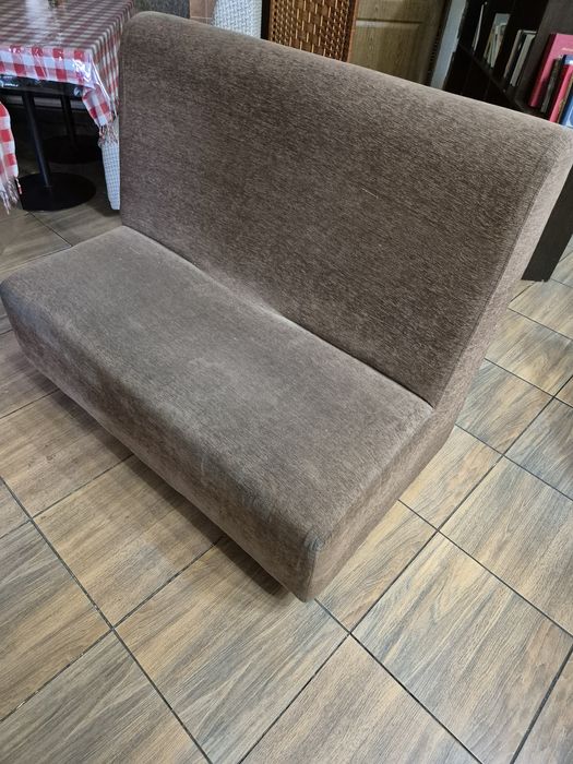 Кафенің диванын сатамын