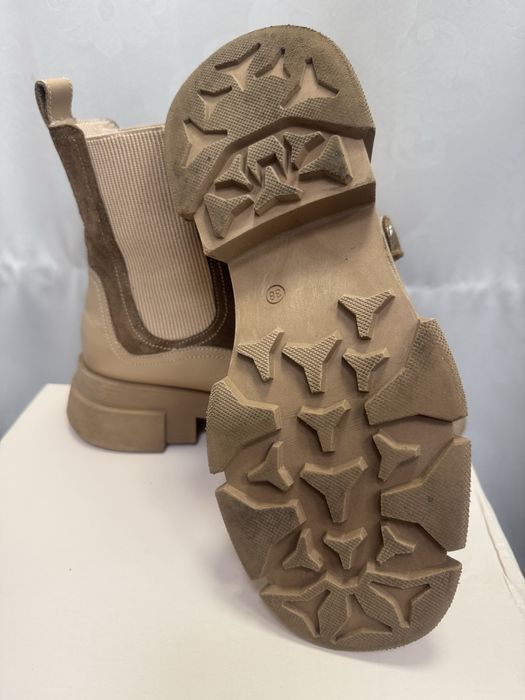 Дамски зимни  боти с грайферна подметка