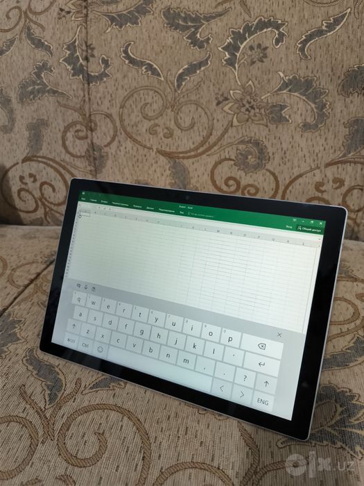 Microsoft Surface Pro 5  Platinum