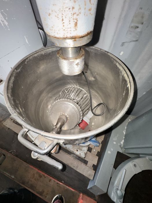 Планетарен миксер