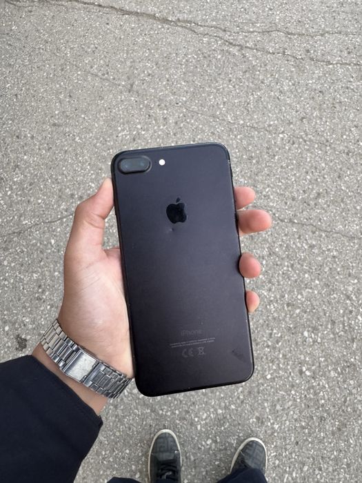 продам iphone 7+