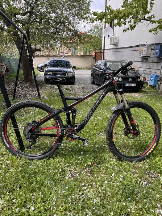 Devinci Troy carbon