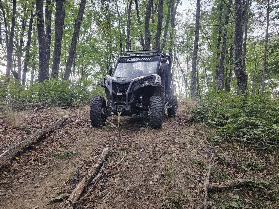 Can am maverick trail 800 2021