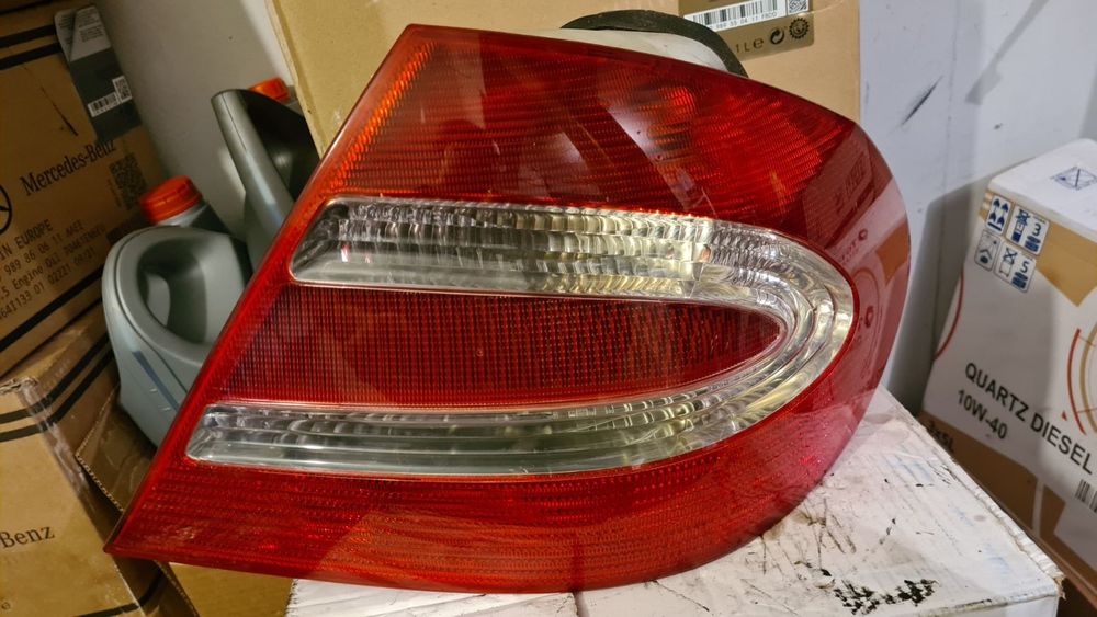 Оригинални Ляв и Десен стоп за мерцедес Clk/mercedes clk/w209