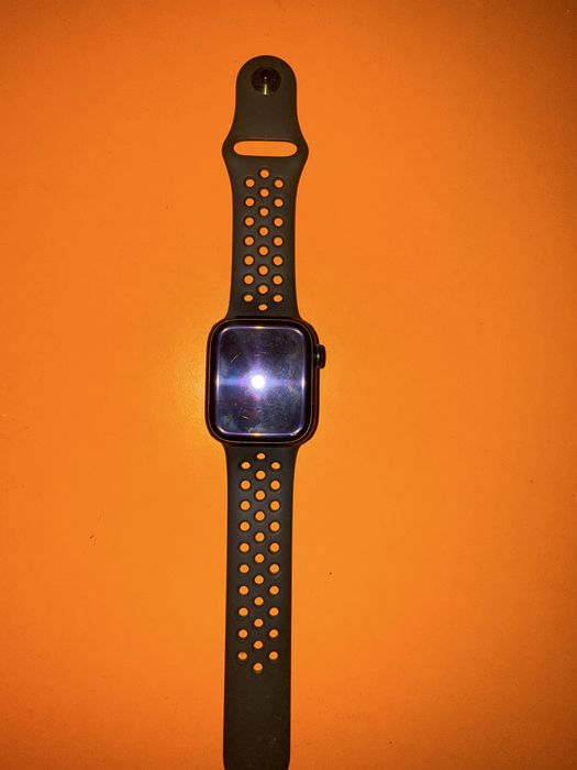 Apple watch series 7 nike edition