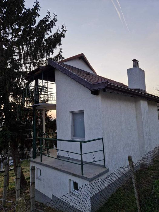 Продава се Къща в с. Звездица, Област Варна - 69 кв.м за 1131 €/кв.м - Снимка #2