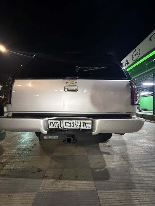 Продается Chevrolet Suburban 1996