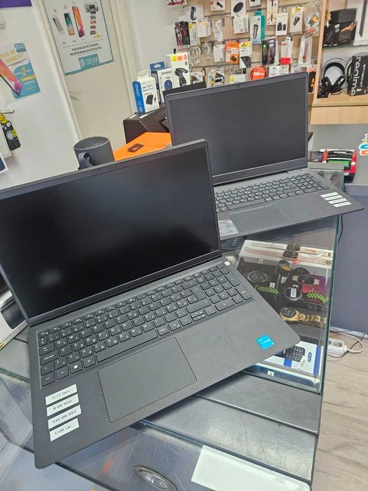 Magazin Laptop Dell Vostro 15 15 3000 3510 i3 si i5 gen11 15 8GB 240GB
