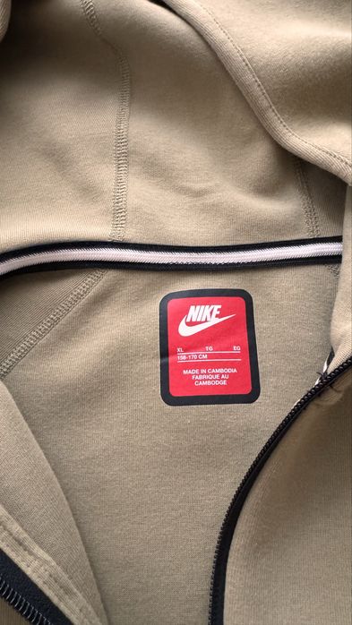 Nike tech copii XL 158-170 cm