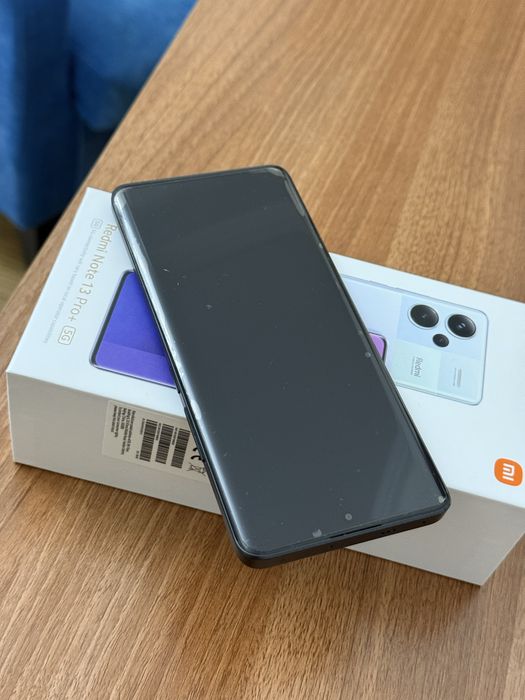 СРОЧНО Redmi note 13 pro plus 256 gb 12 ram