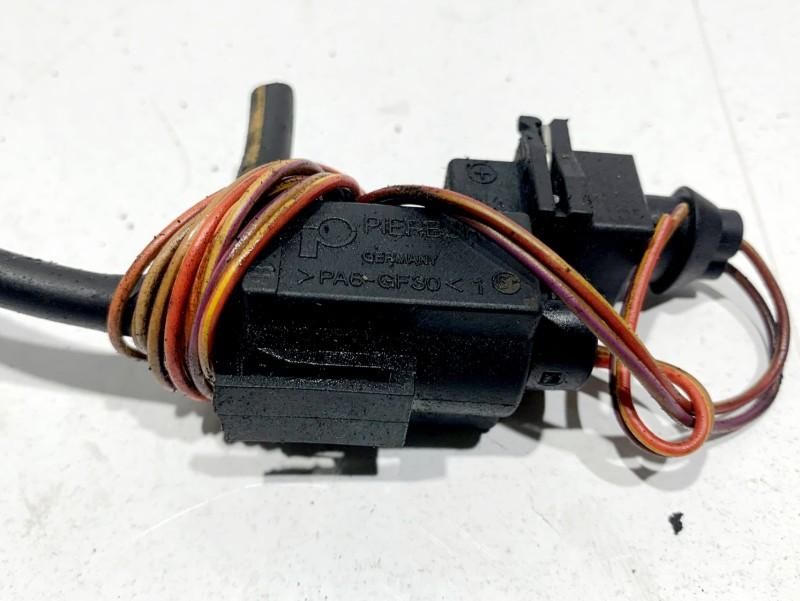 Supapa vacuum BMW Seria 5 E60 72234100 3.0d