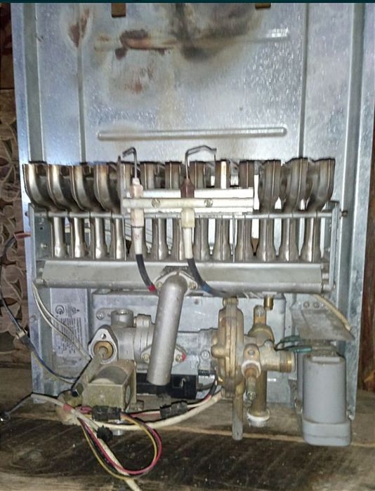 НЕВА - водонагреватель.