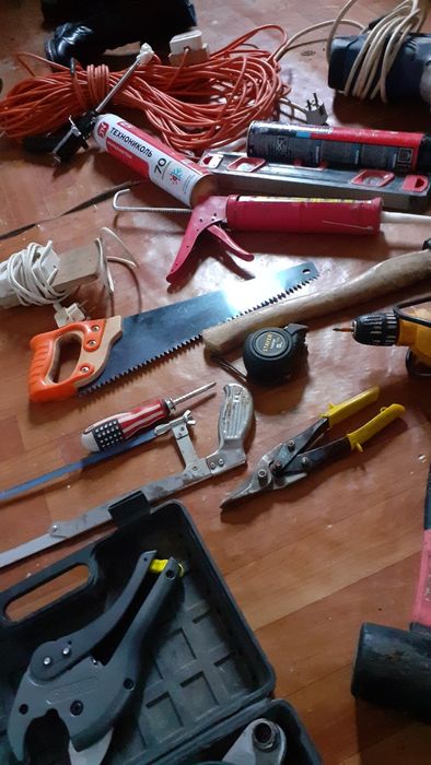 Плотник. Сантехник.Слесар..20 минут