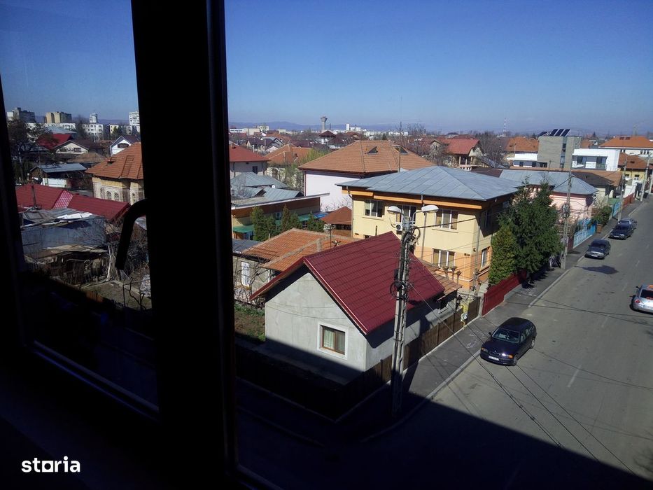 Apartament 3 camere zona Caraiman