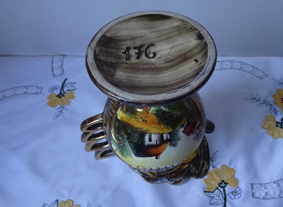 Винтидж керамична ваза, ръчно рисувана от H. Bequet Quaregnon в Белгия