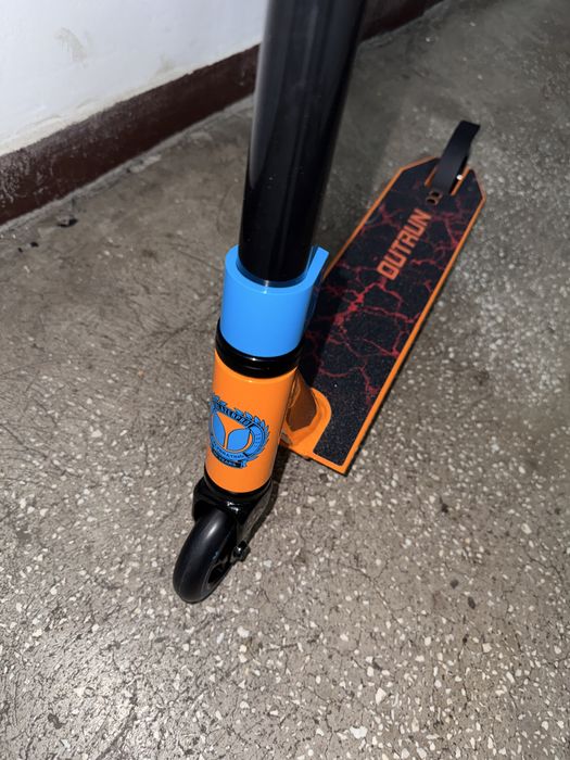 Trotineta freestyle scheme Blazer Pro Outrun 2 FX Scooter Orange Lava