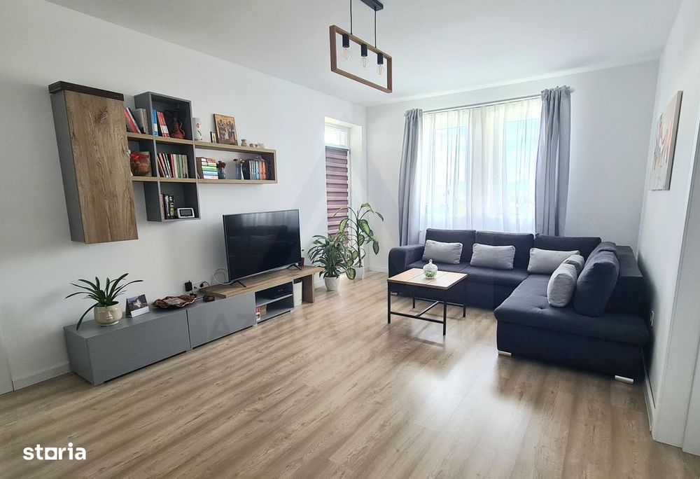 Apartament modern 57 mp utili 2 balcoane loc de parcare zona Lazaret — fotografia 1