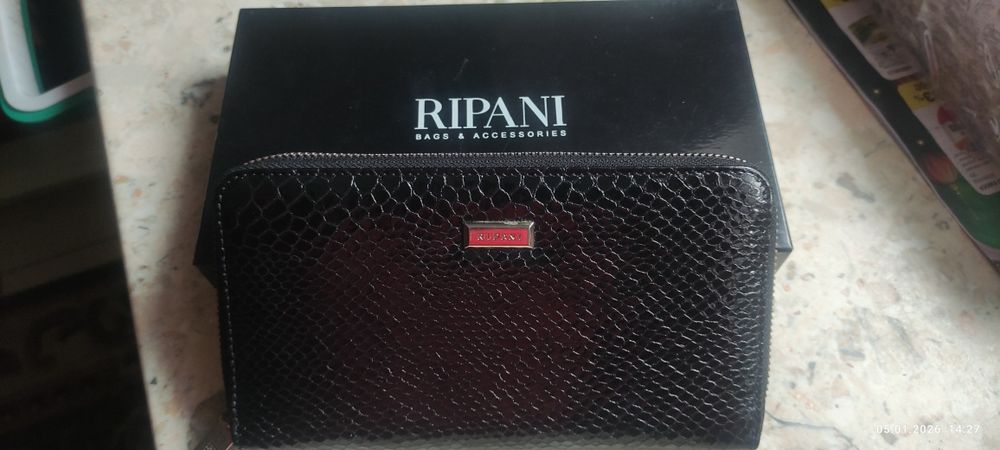 Портмоне кошелек.