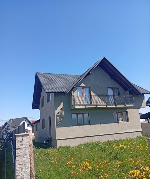 Casa spațioasă de vânzare Rădăuți