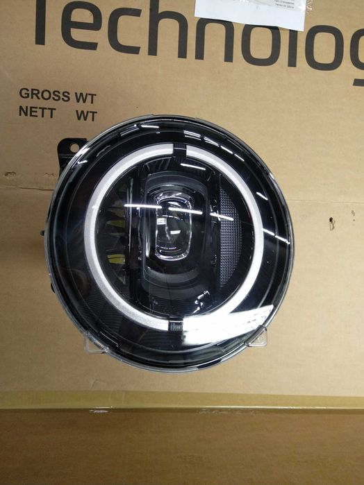 Фар десен за Mercedes-Benz G-Class (W463) 2019 година