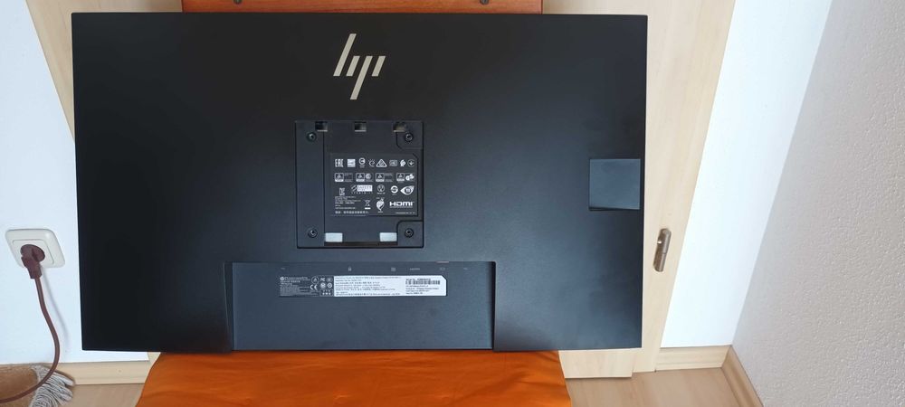 Монитор HP E273q