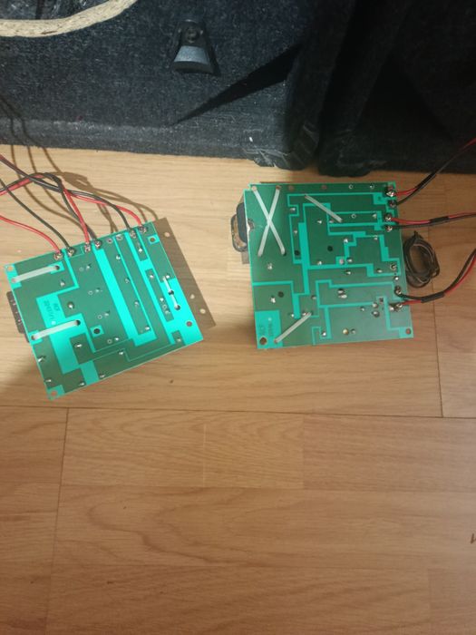 Vând filtre pe 3 cai RCF