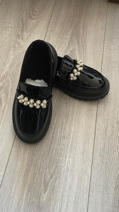 Продам обувь за 4000тг