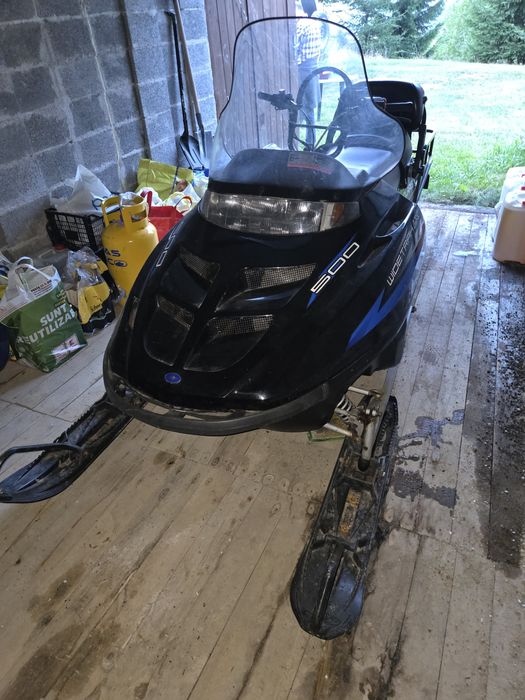 Snowmobile Polaris Widetrak 500