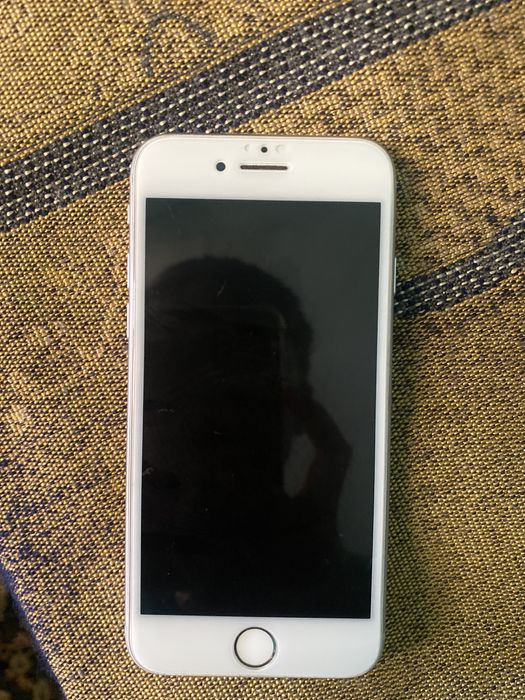 Айфон бу 8 за 48к