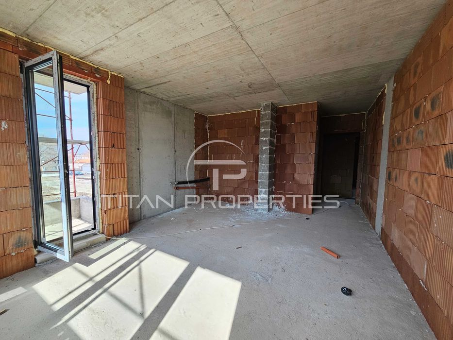Продава се Тристаен апартамент в Пловдив, Коматево - 91 кв.м за 1455 €/кв.м - Снимка #1