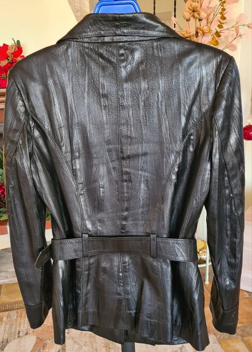 Дамско черно яке естествена кожа