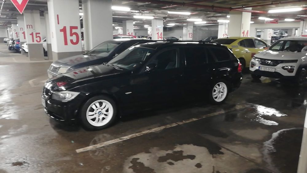 Vând jante BMW R16 și cauciucuri de iarnă în stare bună