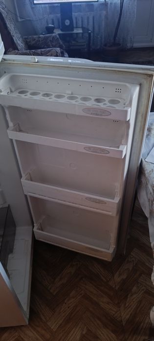 Продам холодильник Samsung
