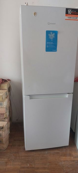 Холодильник INDEZID