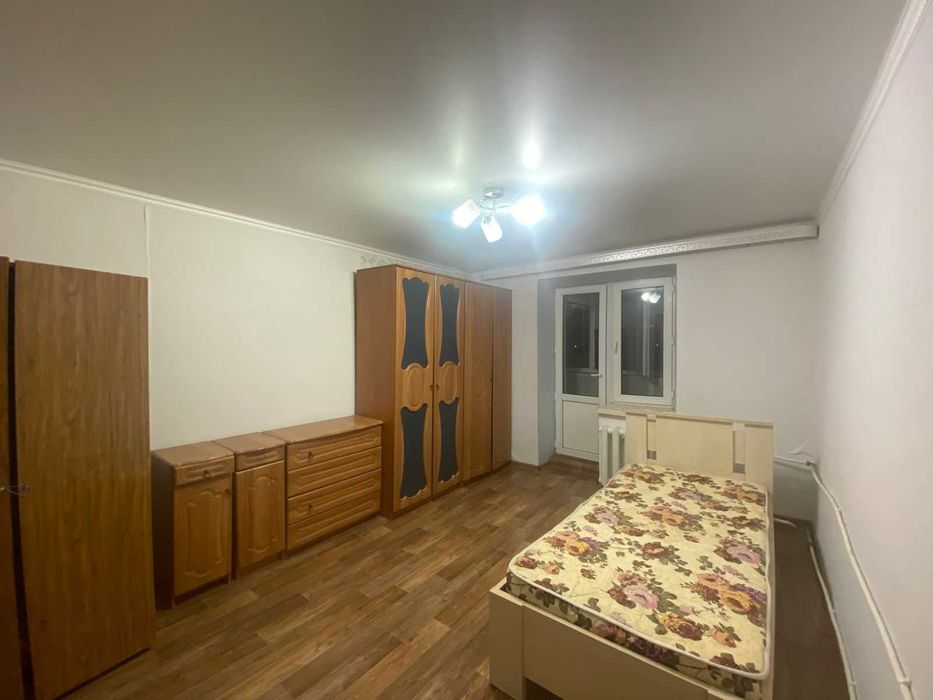 Продам  трех комнатную квартиру