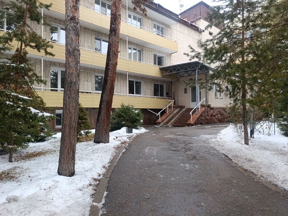 Ищу 2 го мастера в космет-й кабинет