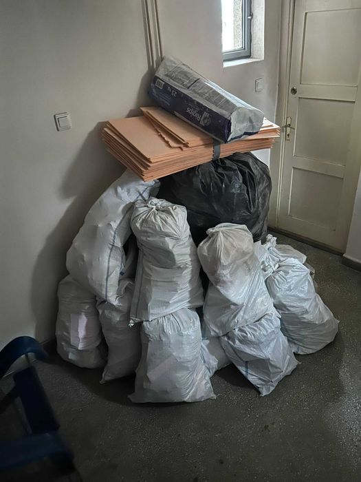 Transport moloz demolări case