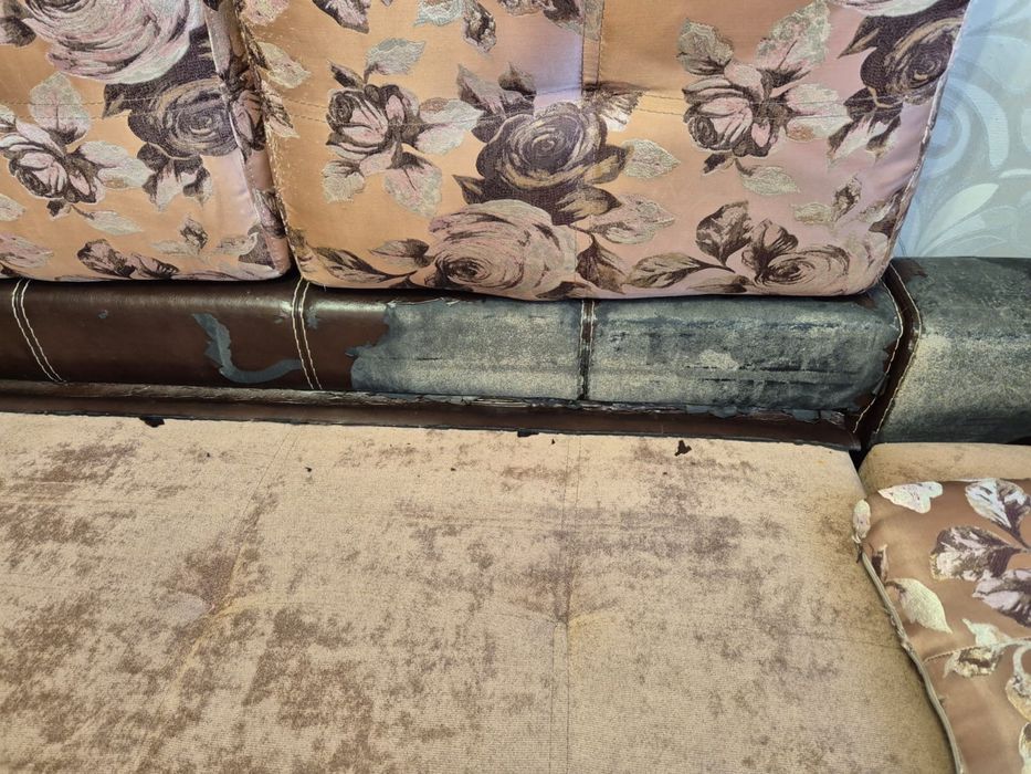 Продам диван угловой