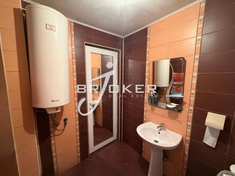 Къща в Кърджали-с.Резбарци площ 180 цена 280000