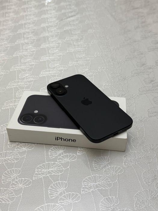 iphone 16.128GB