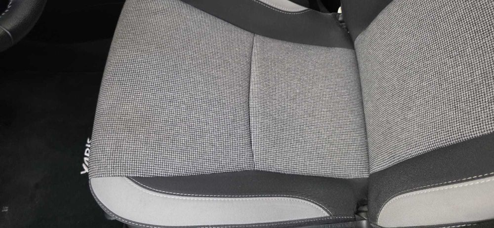 Toyota yaris 1.5-I-dual-vvt-ie Y20 club