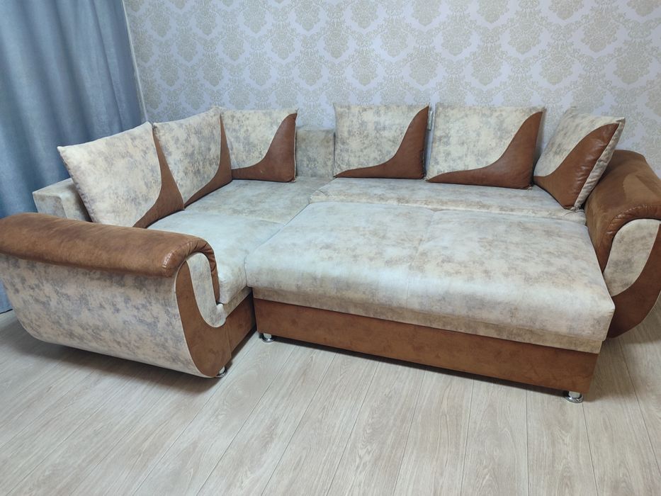 Продается угловой диван