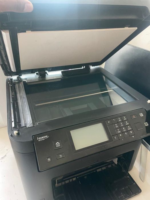 Продам принтер Canon i-SENSYS MF216n