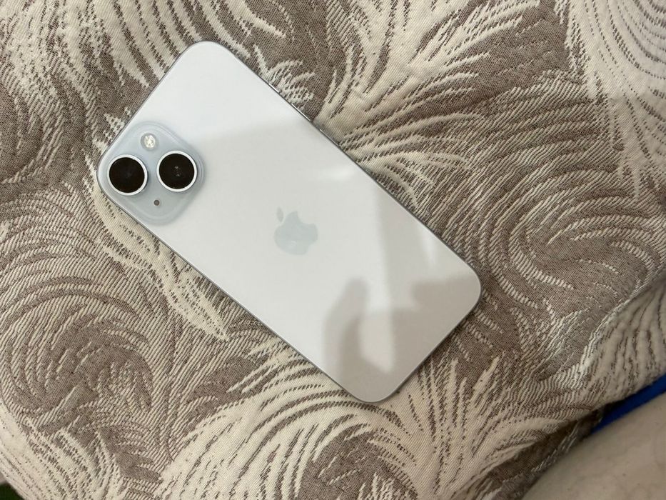 Продам  iPhone 15 128 гб
