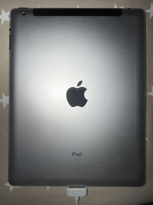 Продам Ipad 2 2011 года
