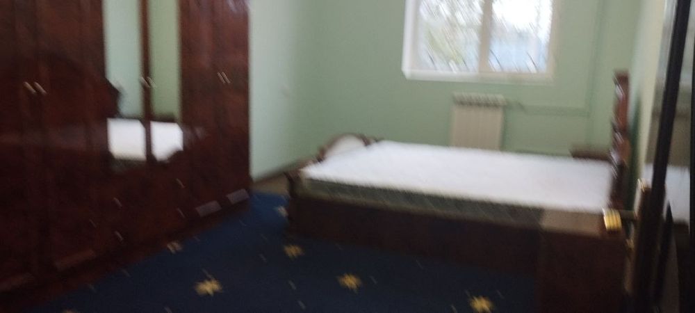 Срочно сдаётся 2хком 1 этаж новый кирпичный дом