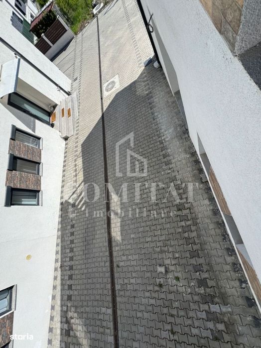 Casă de tip duplex | Stadiu semifinisat | 4 camere | Zona Câmpului