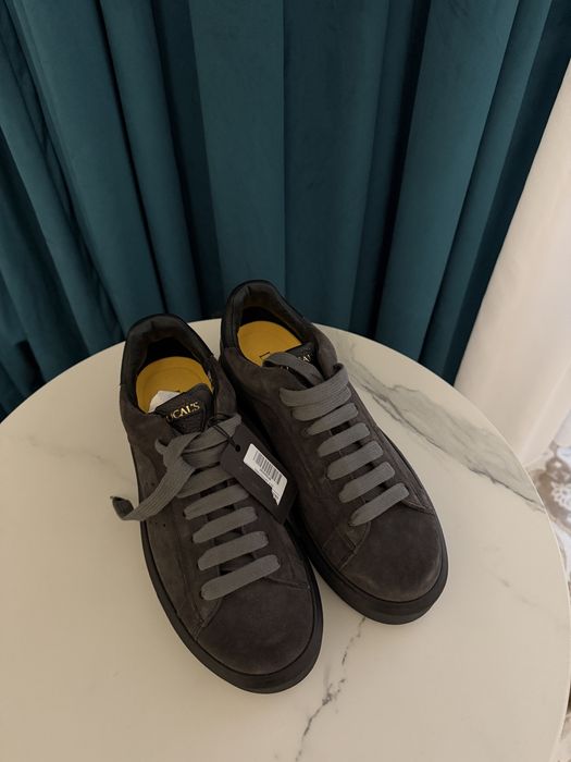 DOUCAL'S серые замшевые кроссовки