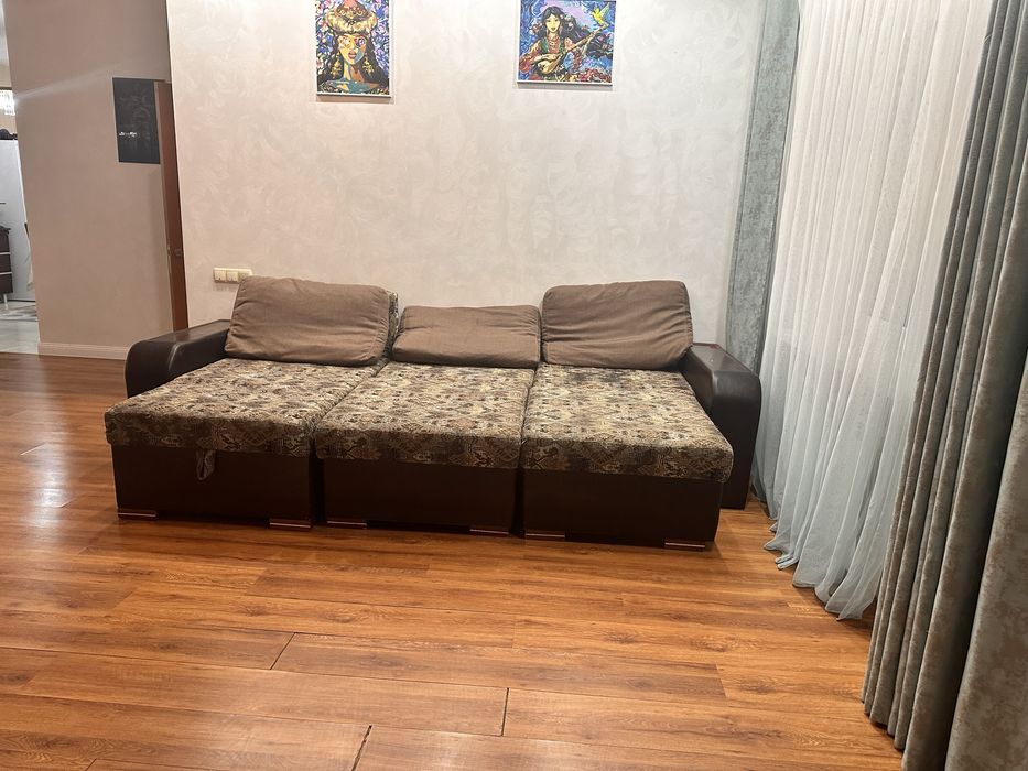 Диван для гостиной