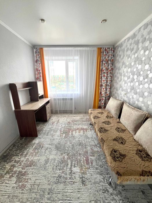 Продаётся 4 комн квартира